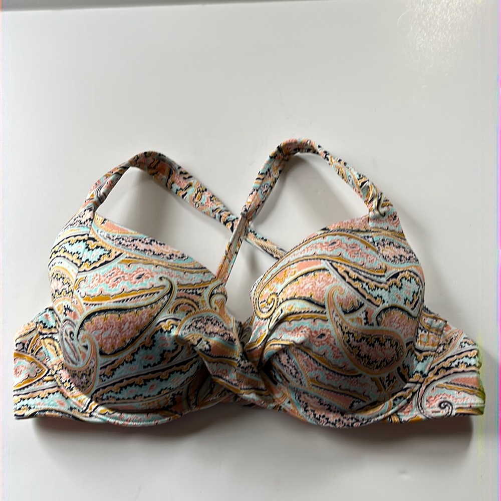 Athleta | Paisley Print Aqualuxe Twist Bikini Top Swim padded underwire 38 B/C